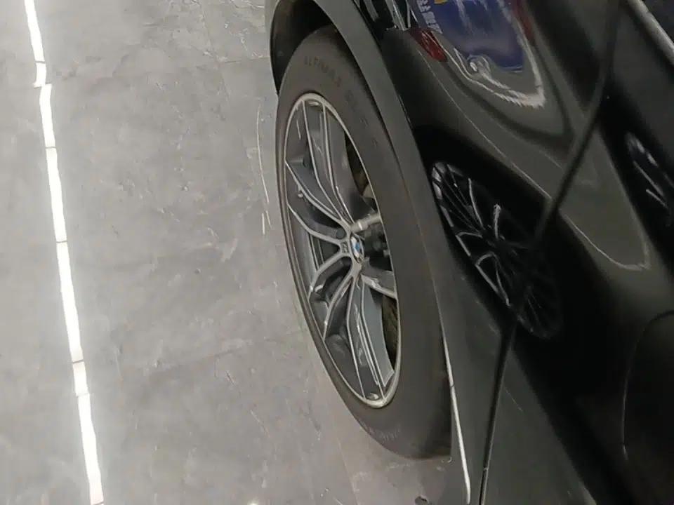 BMW 5 Series New Energy 2021 Restyled 535Le M Sport Package — миниатюра 16