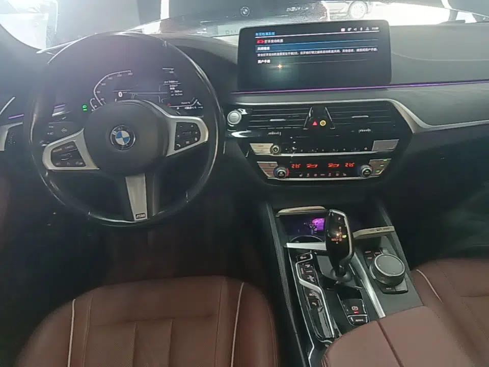 BMW 5 Series New Energy 2021 Restyled 535Le M Sport Package — миниатюра 17