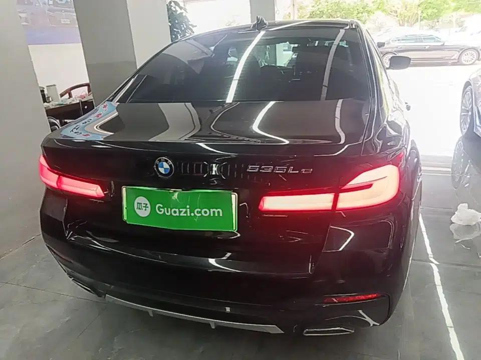 BMW 5 Series New Energy 2021 Restyled 535Le M Sport Package — миниатюра 5