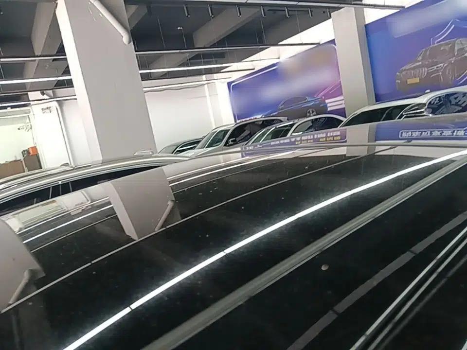 BMW 5 Series New Energy 2021 Restyled 535Le M Sport Package — миниатюра 7
