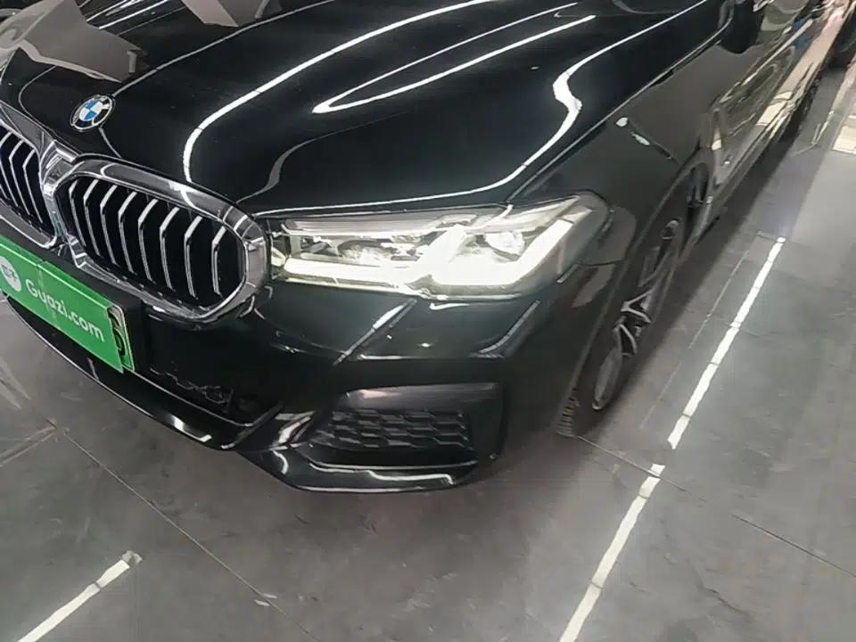 BMW 5 Series New Energy 2021 Restyled 535Le M Sport Package — миниатюра 8