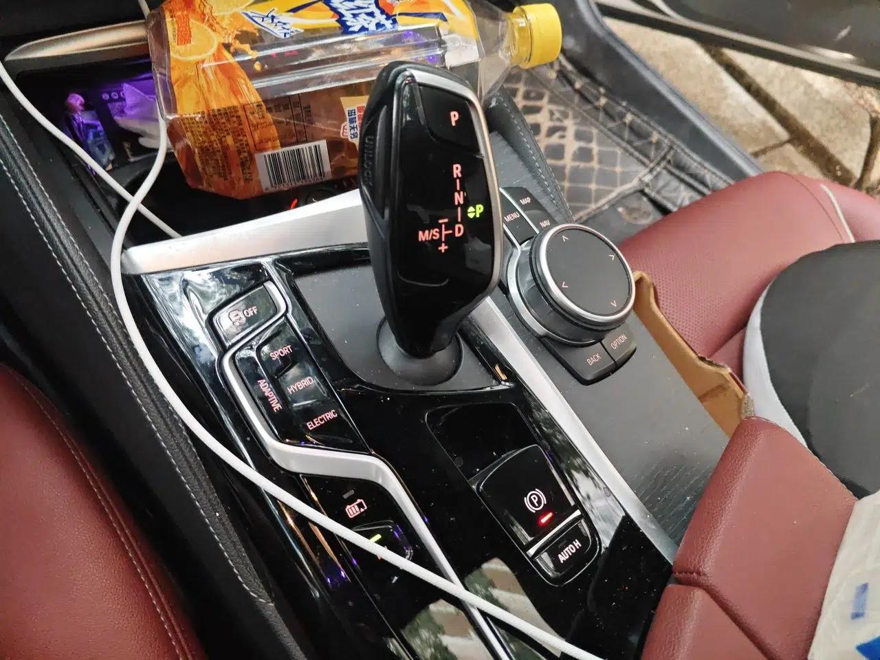 BMW 5 Series New Energy 2021 Restyled 535Le M Sport Package — миниатюра 14