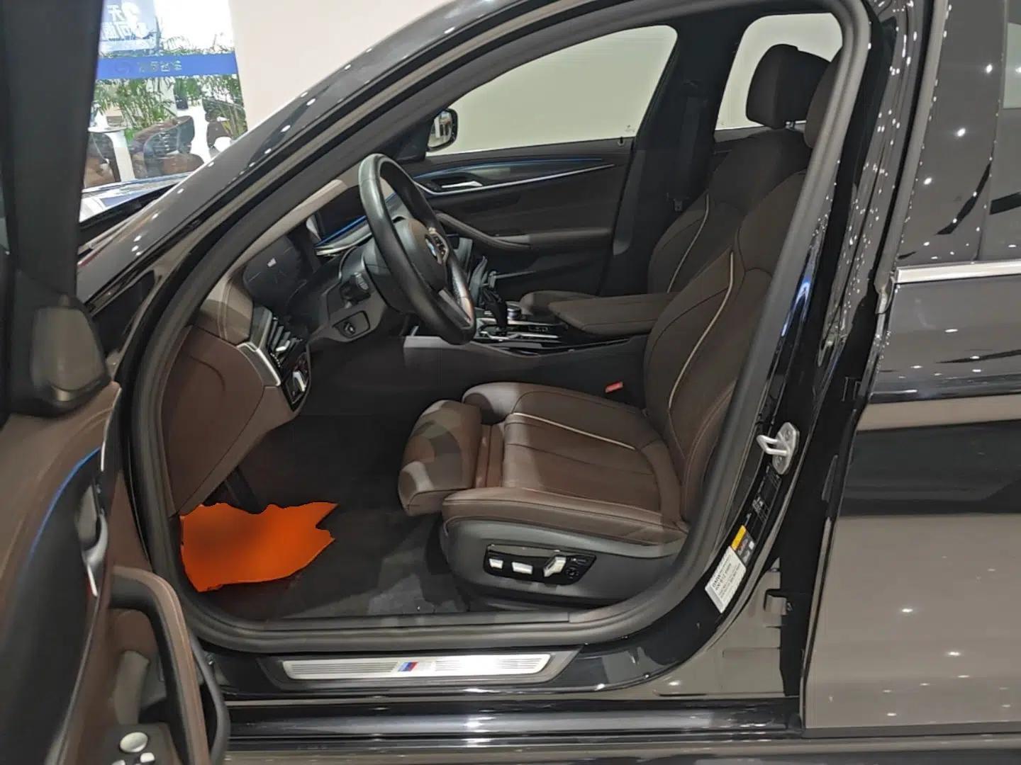 BMW 5 Series New Energy 2021 535Le Pioneer Edition M Sport Package — миниатюра 22
