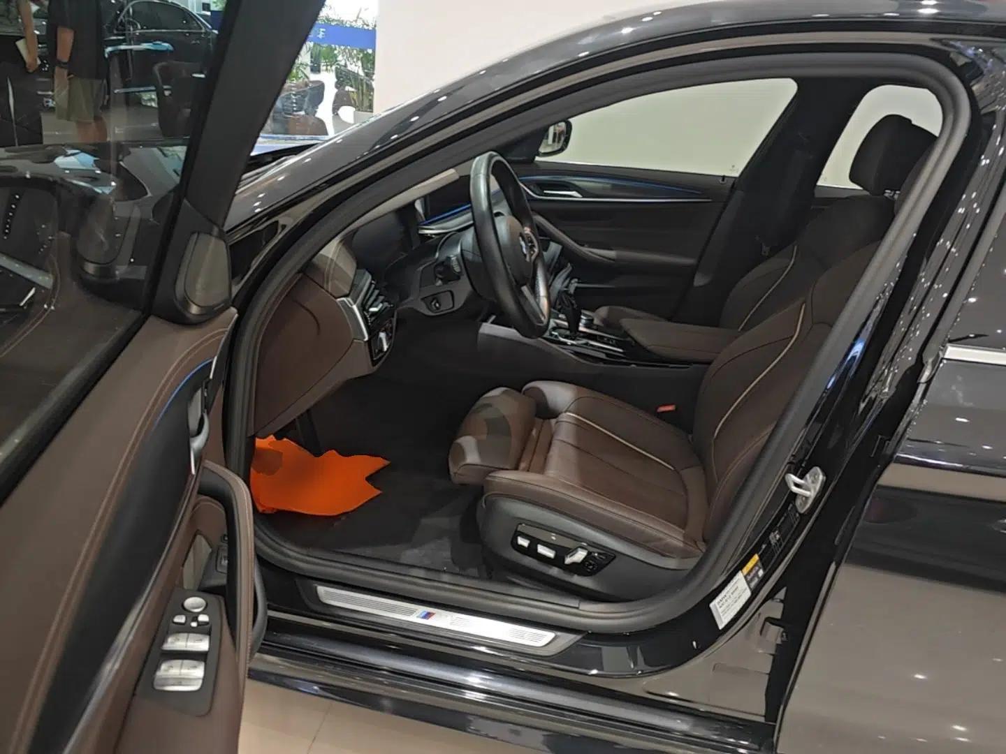 BMW 5 Series New Energy 2021 535Le Pioneer Edition M Sport Package — миниатюра 23