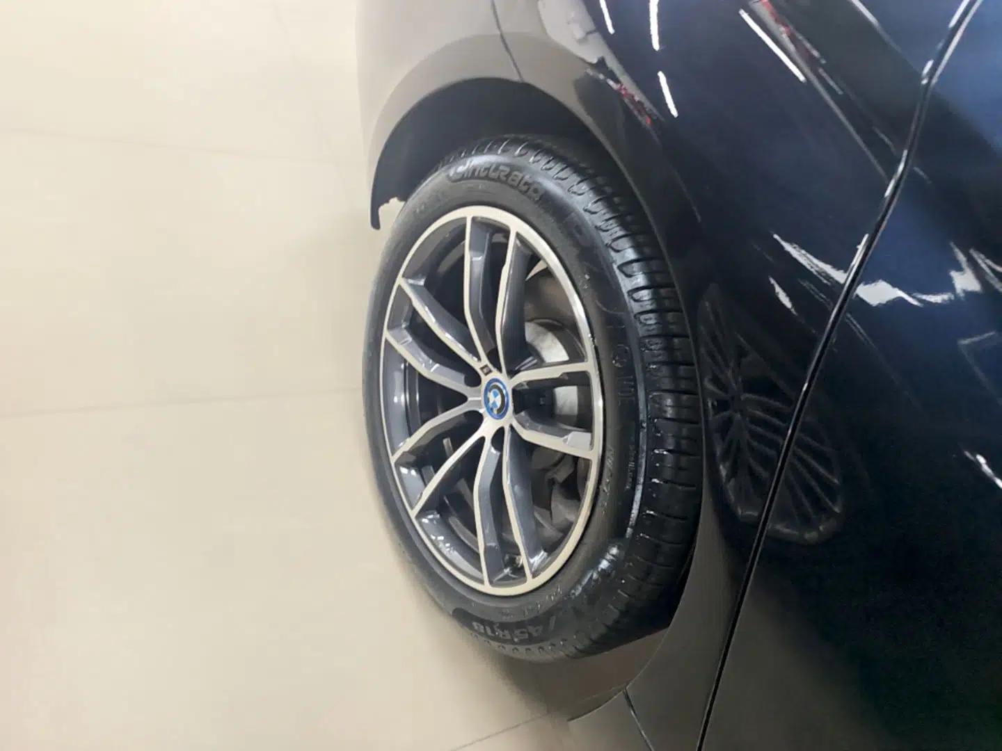 BMW 5 Series New Energy 2022 Second Facelift 535Le Pioneer Edition M Sport Package — миниатюра 11