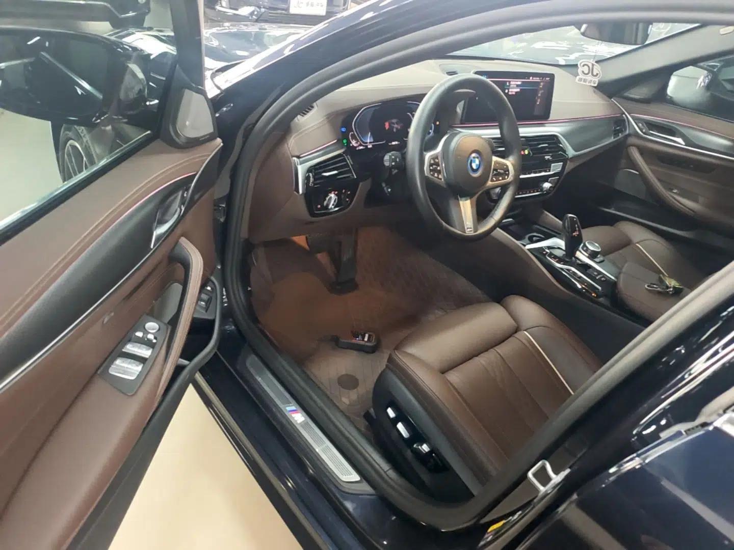BMW 5 Series New Energy 2022 Second Facelift 535Le Pioneer Edition M Sport Package — миниатюра 18
