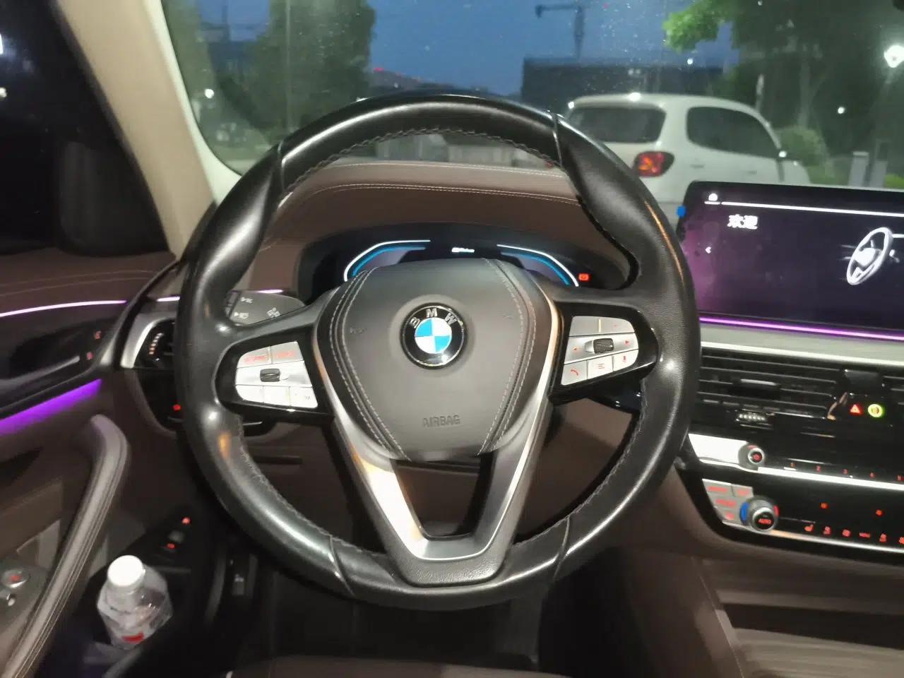 BMW 5 Series New Energy 2021 535Le Luxury Package — миниатюра 10