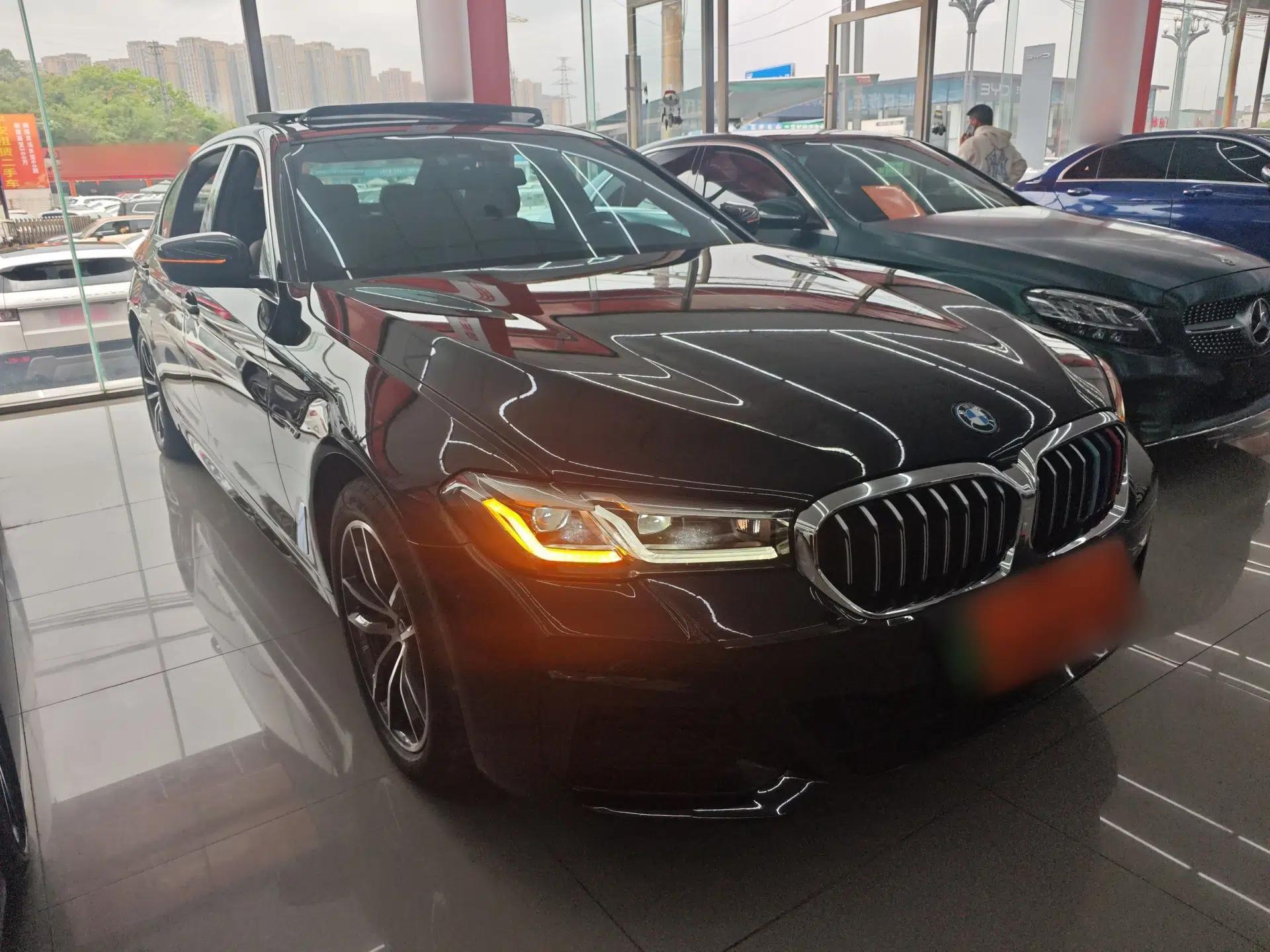 BMW 5 Series New Energy 2021 535Le Pioneer Edition M Sport Package — миниатюра 3