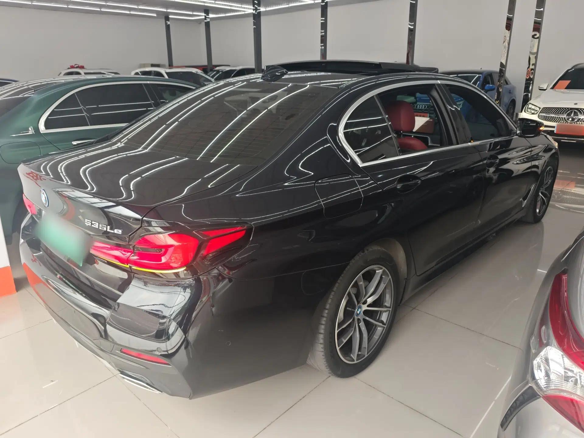 BMW 5 Series New Energy 2021 535Le Pioneer Edition M Sport Package — миниатюра 6