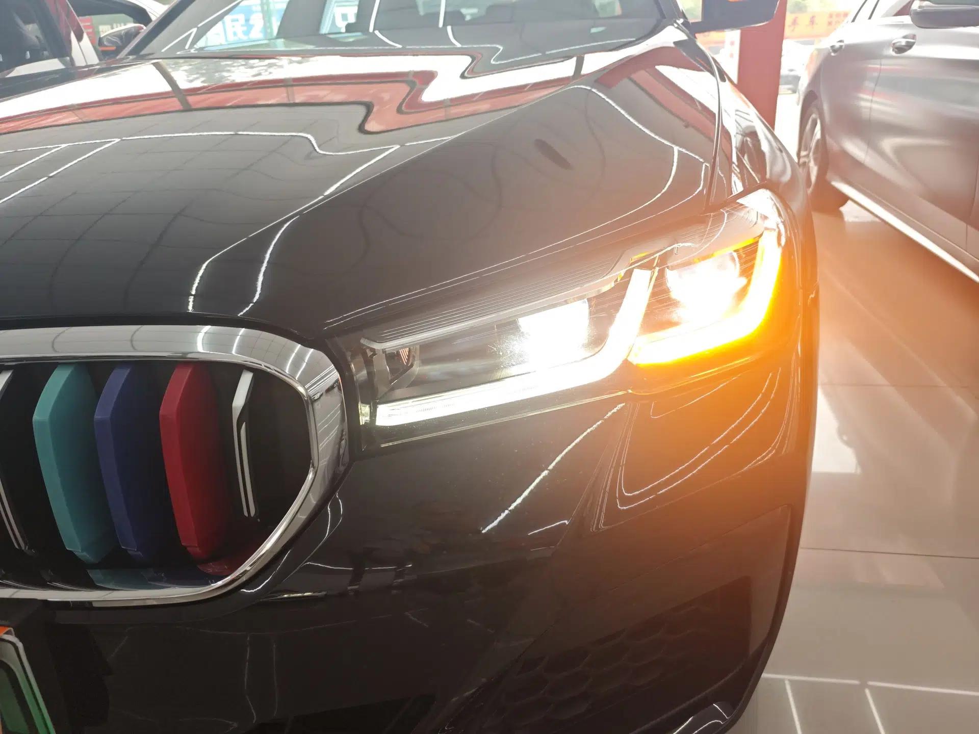 BMW 5 Series New Energy 2021 535Le Pioneer Edition M Sport Package — миниатюра 8