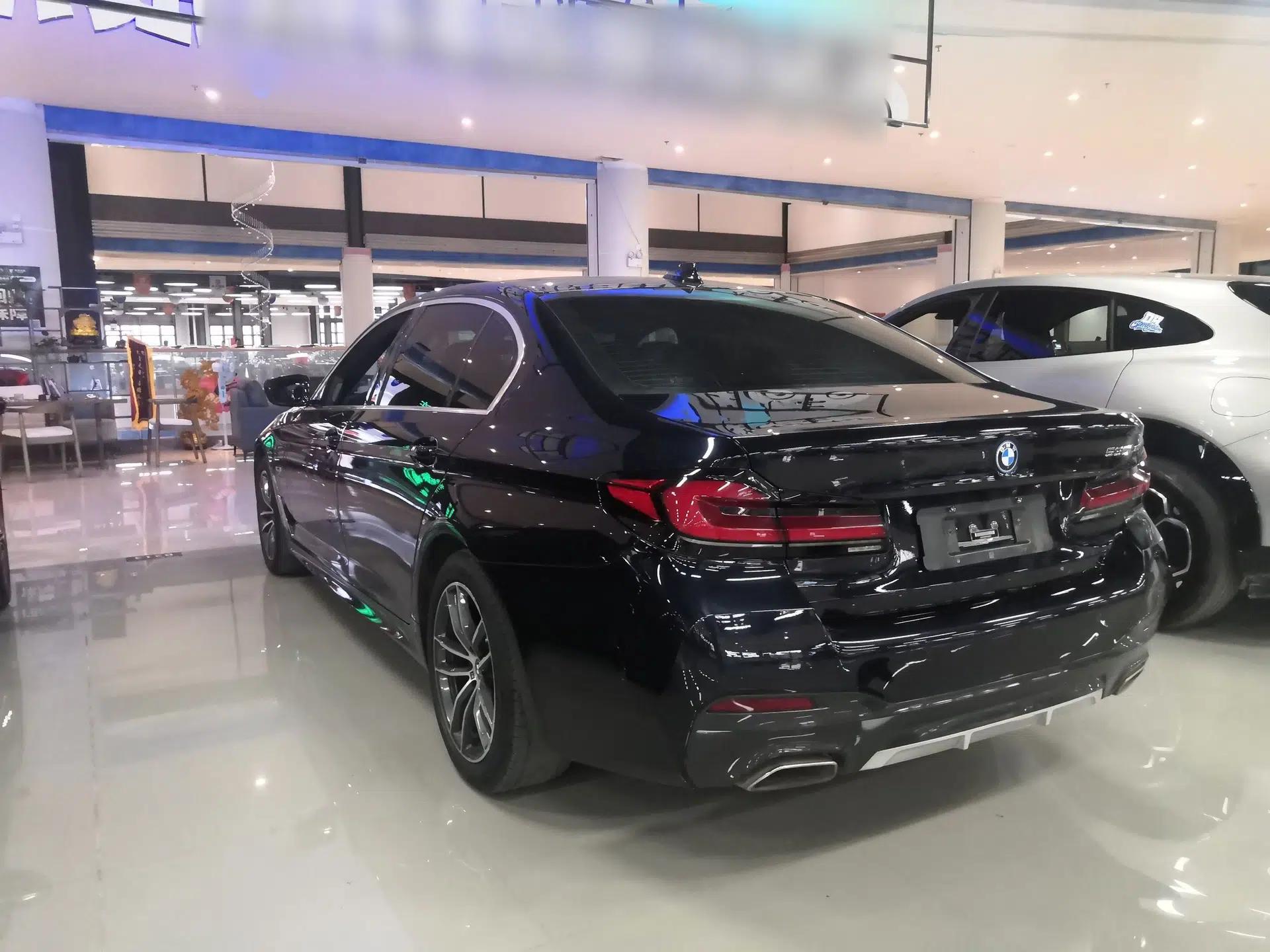 BMW 5 Series New Energy 2022 Second Facelift 535Le Pioneer Edition M Sport Package — миниатюра 6