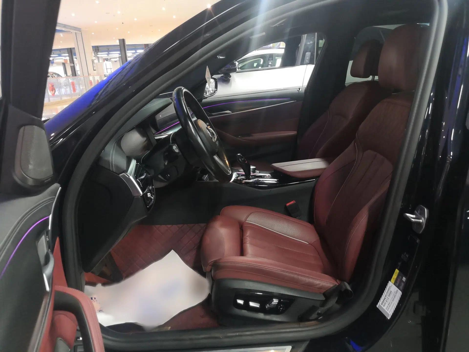 BMW 5 Series New Energy 2022 Second Facelift 535Le Pioneer Edition M Sport Package — миниатюра 9