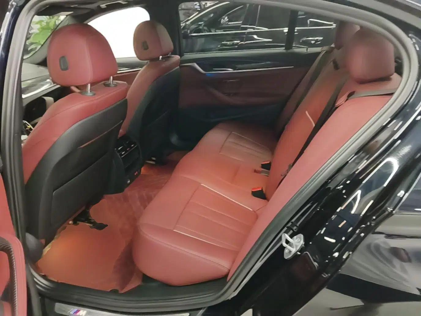 BMW 5 Series New Energy 2022 Restyled 535Le M Sport Package — миниатюра 20