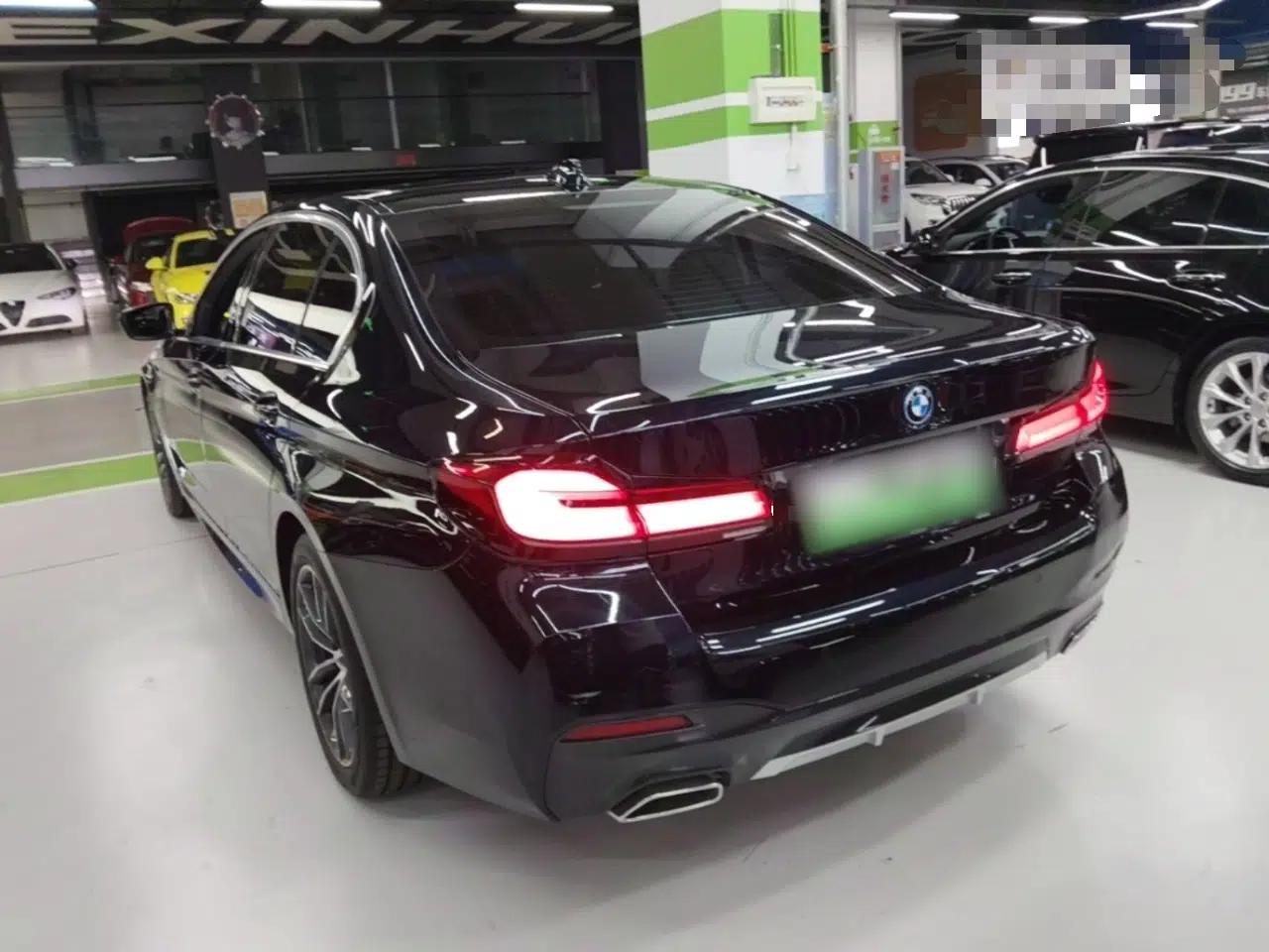 BMW 5 Series New Energy 2022 Restyled 535Le M Sport Package — миниатюра 4