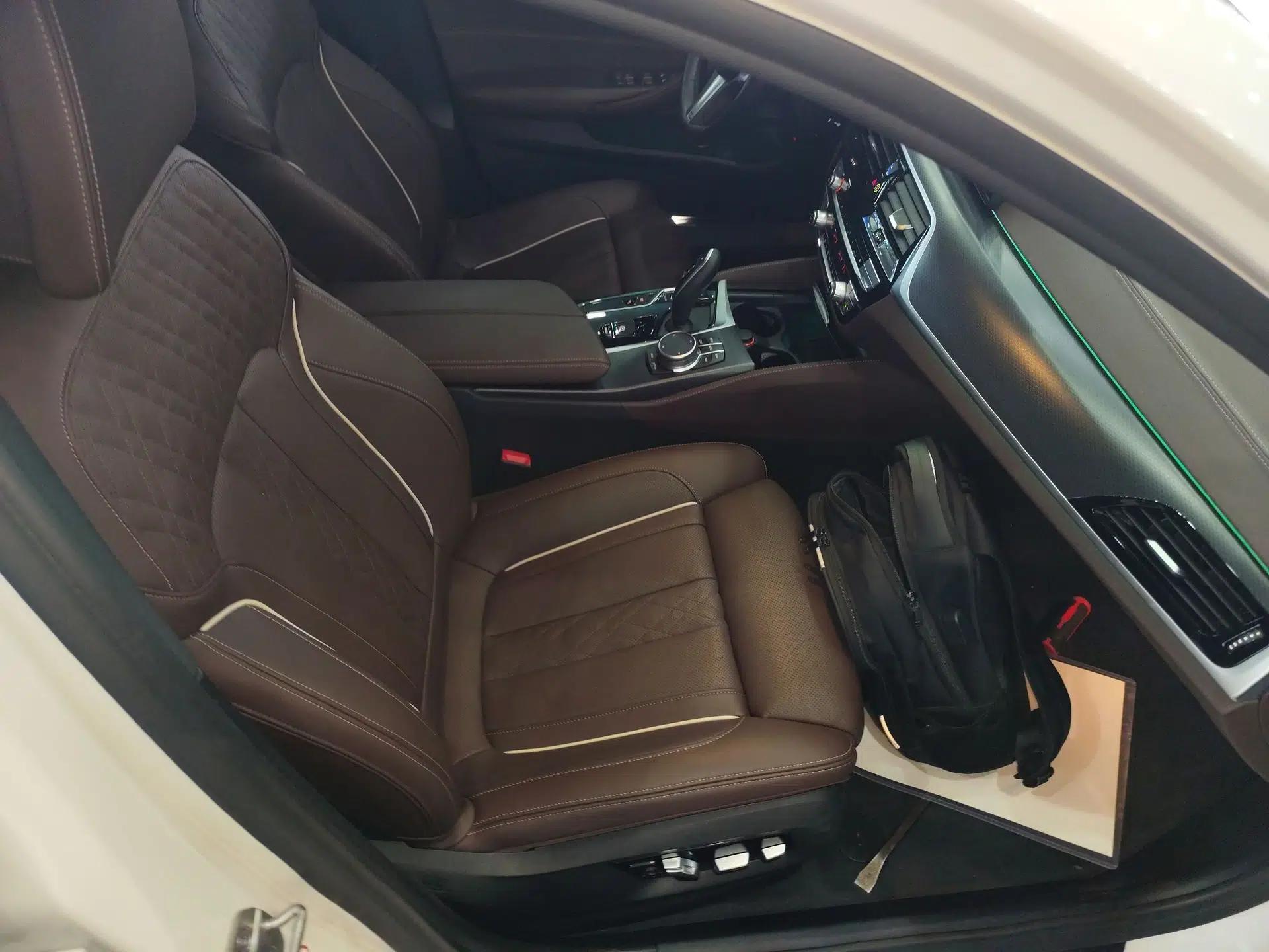 BMW 5 Series New Energy 2022 535Le M Sport Package — миниатюра 19