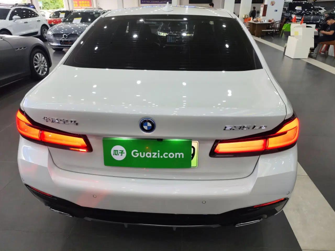 BMW 5 Series New Energy 2022 535Le M Sport Package — миниатюра 3