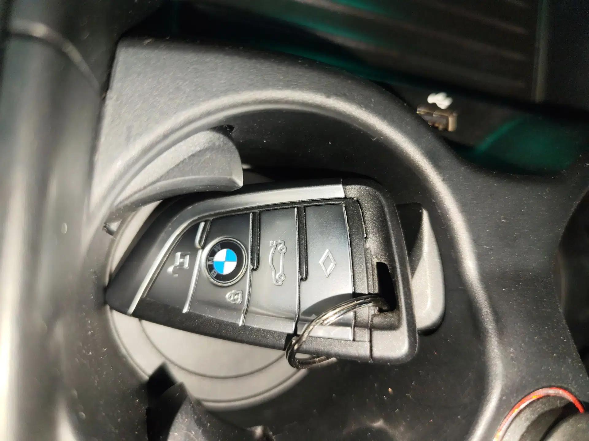 BMW 5 Series New Energy 2022 535Le M Sport Package — миниатюра 23