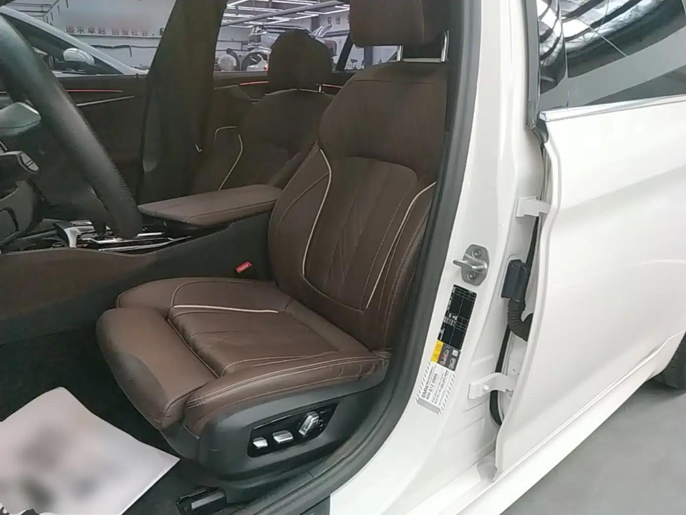 BMW 5 Series New Energy 2021 535Le Pioneer Edition M Sport Package — миниатюра 17