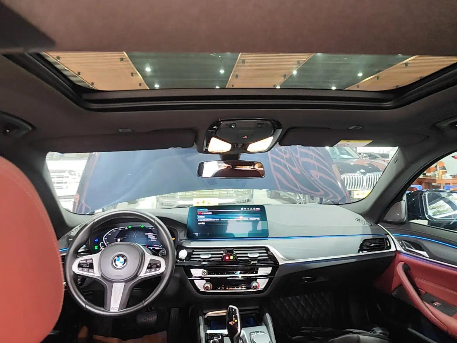 BMW 5 Series New Energy 2021 535Le M Sport Package — миниатюра 27