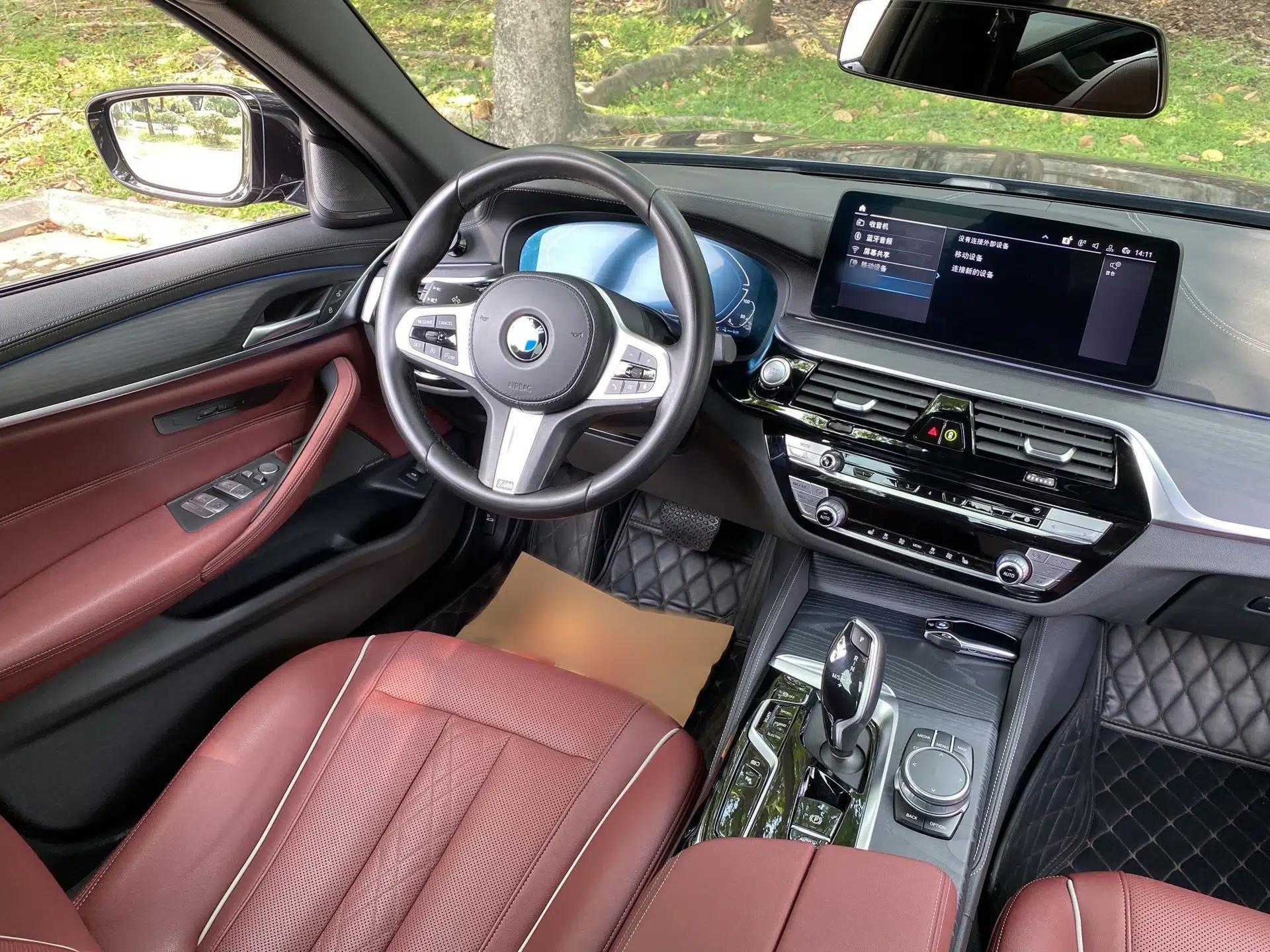 BMW 5 Series New Energy 2021 535Le M Sport Package — миниатюра 32