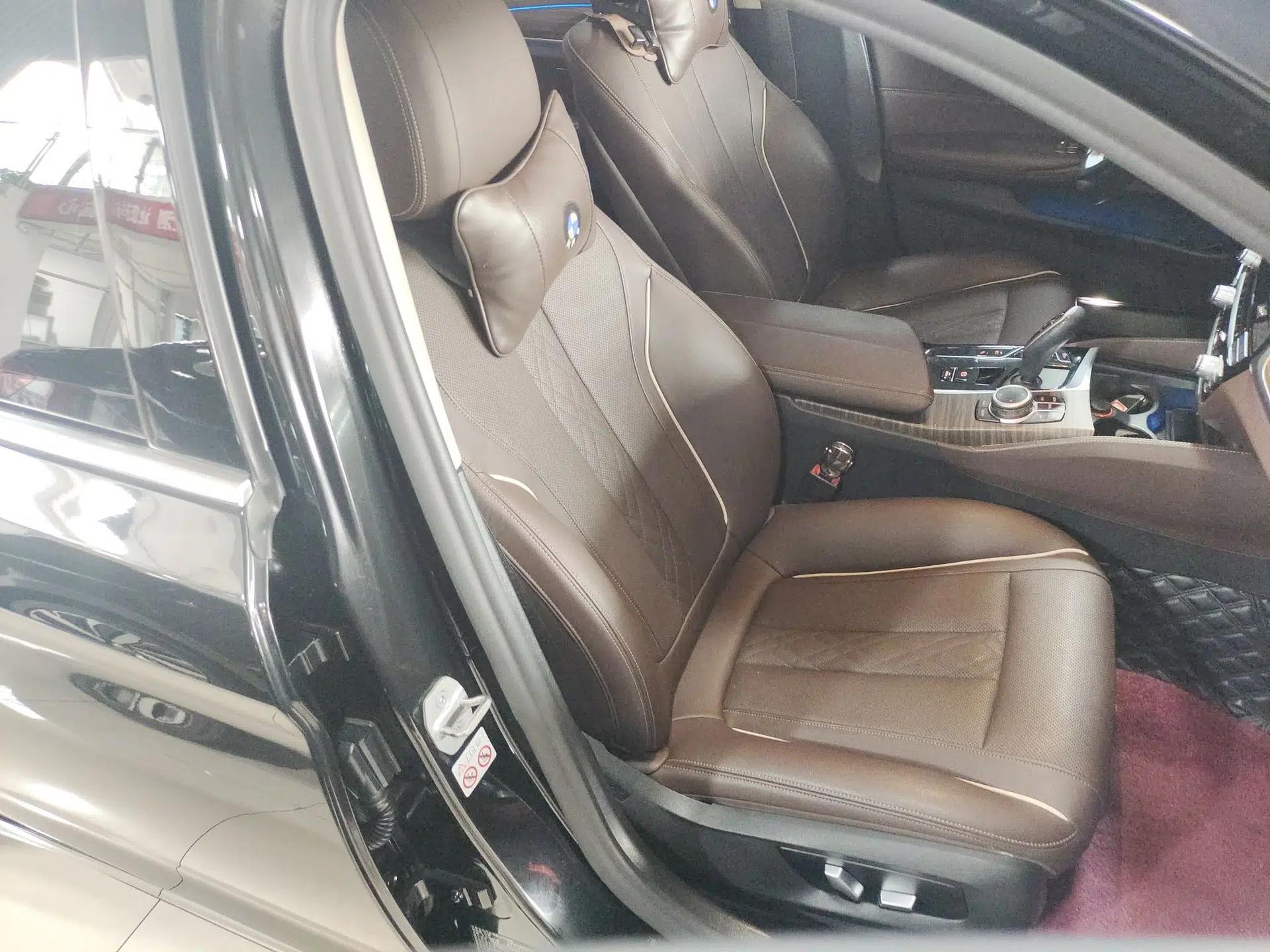 BMW 5 Series New Energy 2022 Updated Version 535Le Luxury Package — миниатюра 19