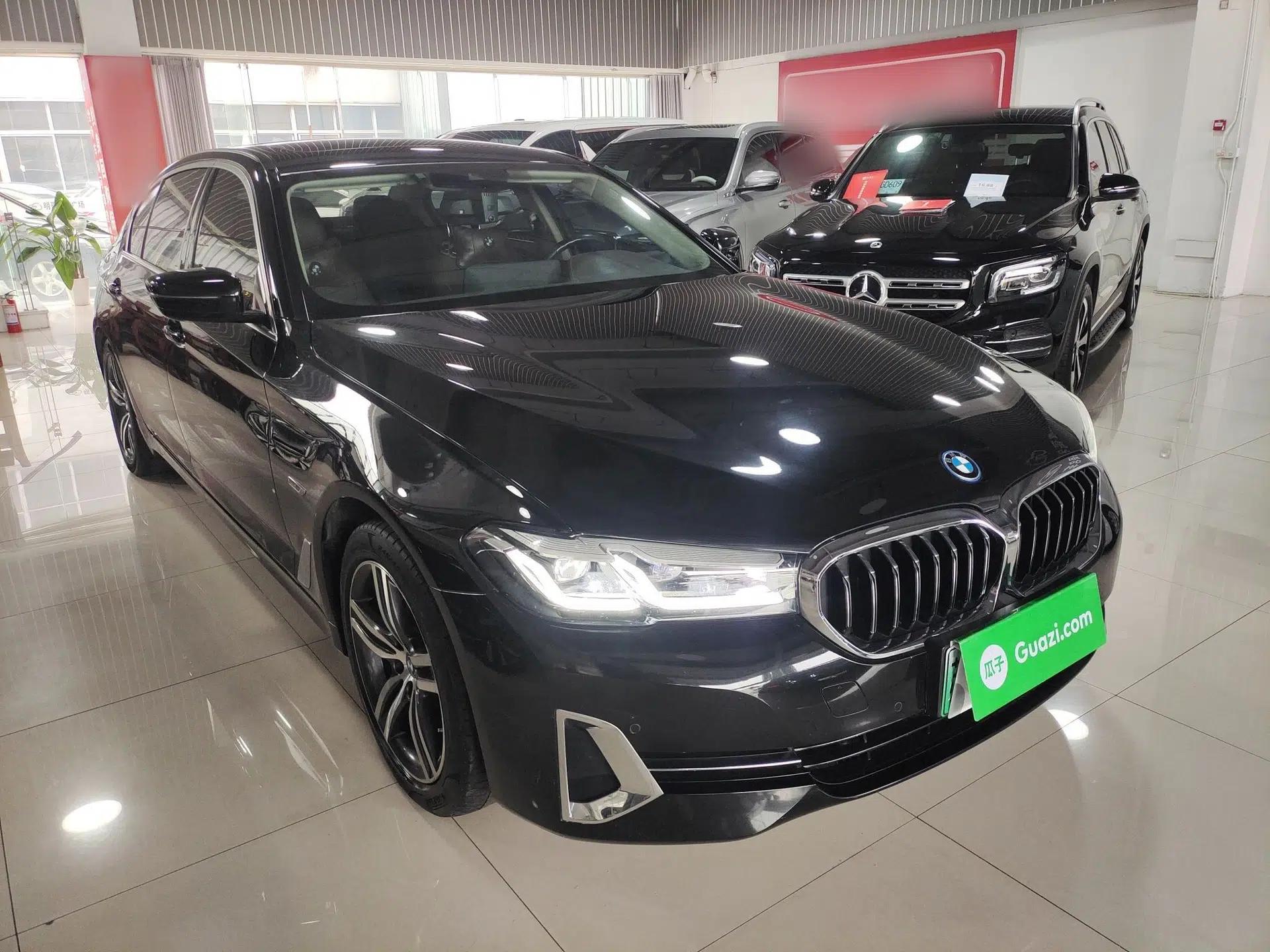 BMW 5 Series New Energy 2022 Updated Version 535Le Luxury Package — миниатюра 3