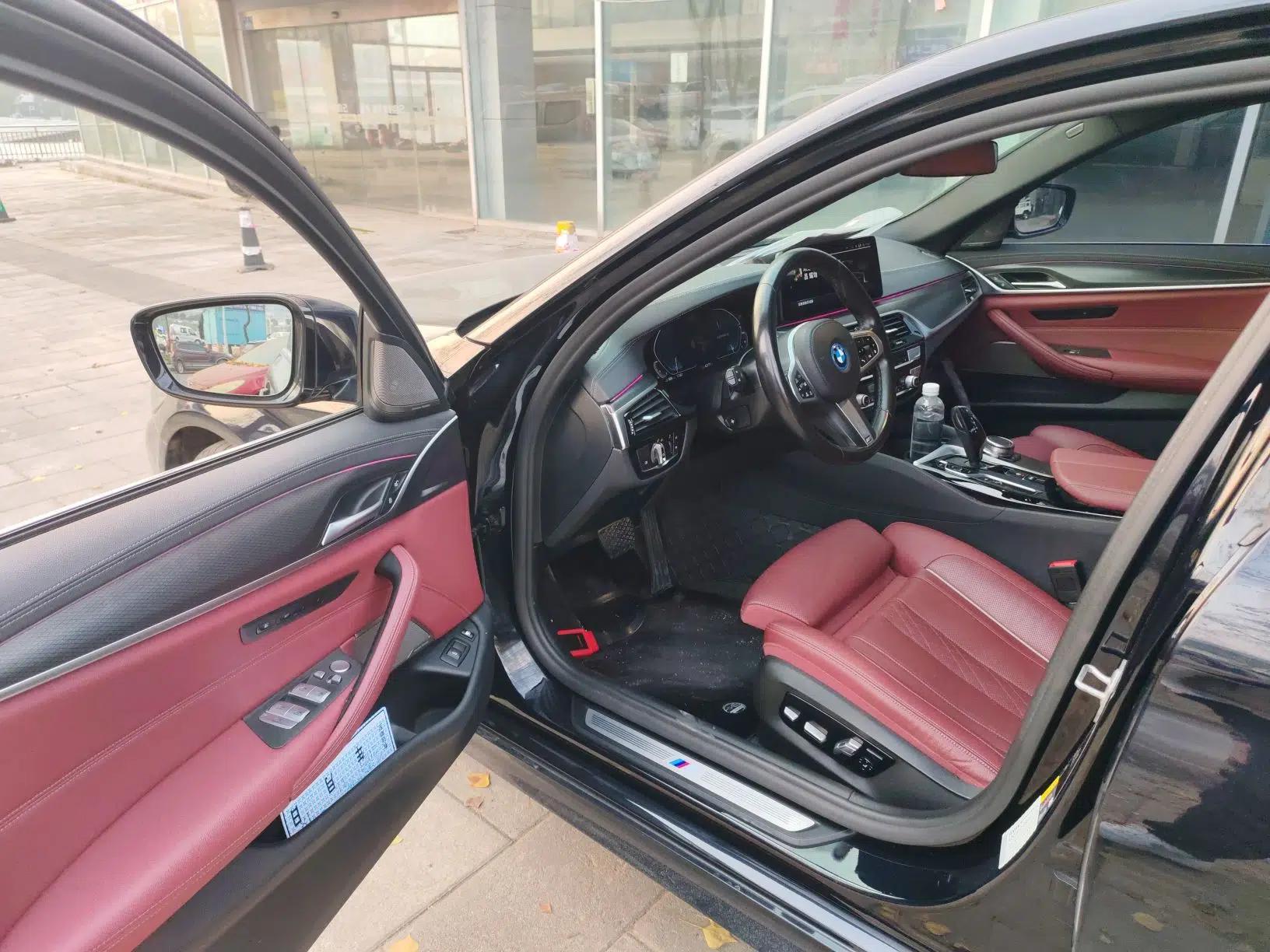 BMW 5 Series New Energy 2022 535Le Pioneer Edition M Sport Package — миниатюра 18