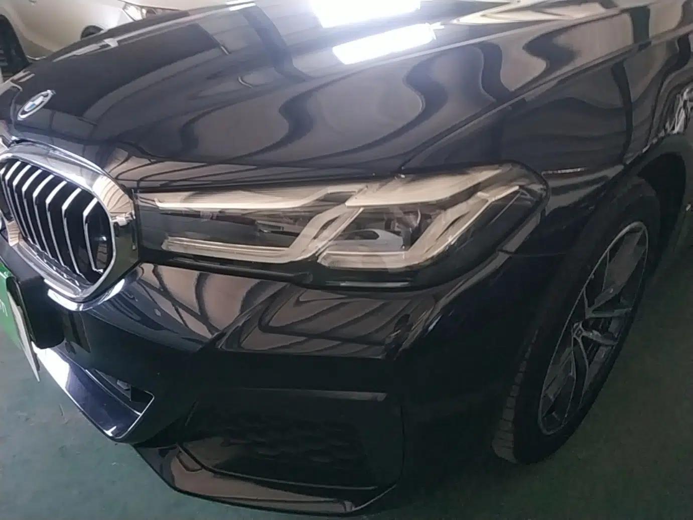 BMW 5 Series New Energy 2022 Restyled 535Le M Sport Package — миниатюра 8