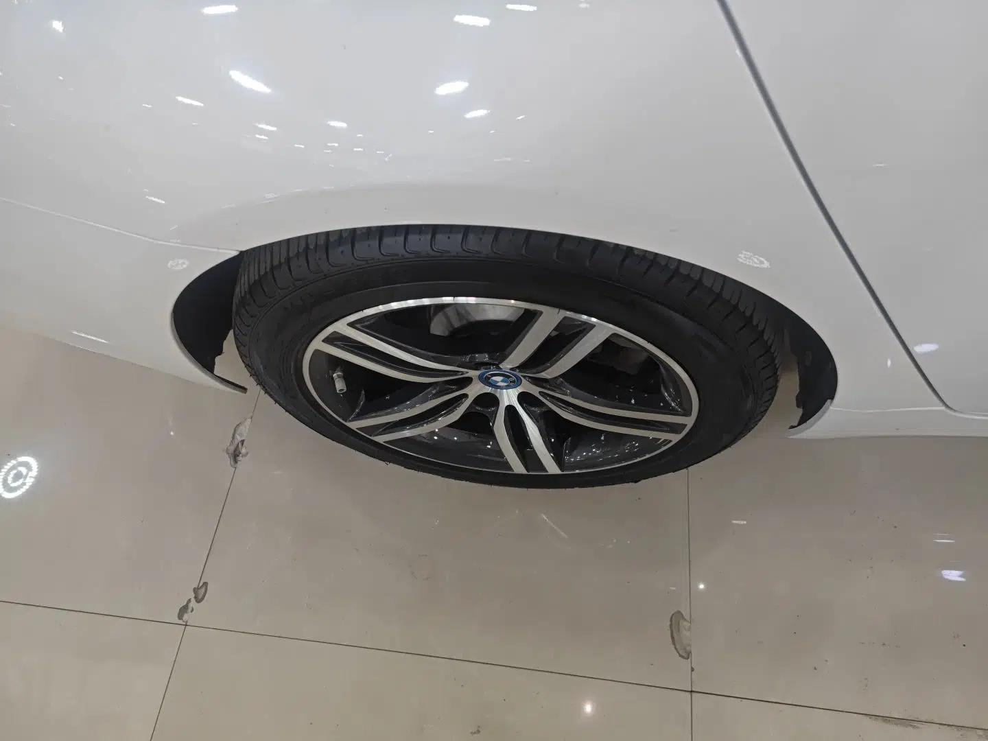 BMW 5 Series New Energy 2022 Updated Version 535Le Luxury Package — миниатюра 11