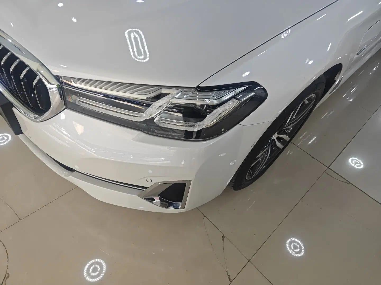 BMW 5 Series New Energy 2022 Updated Version 535Le Luxury Package — миниатюра 3