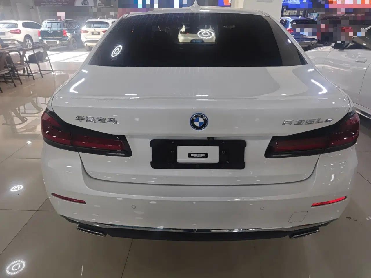 BMW 5 Series New Energy 2022 Updated Version 535Le Luxury Package — миниатюра 7