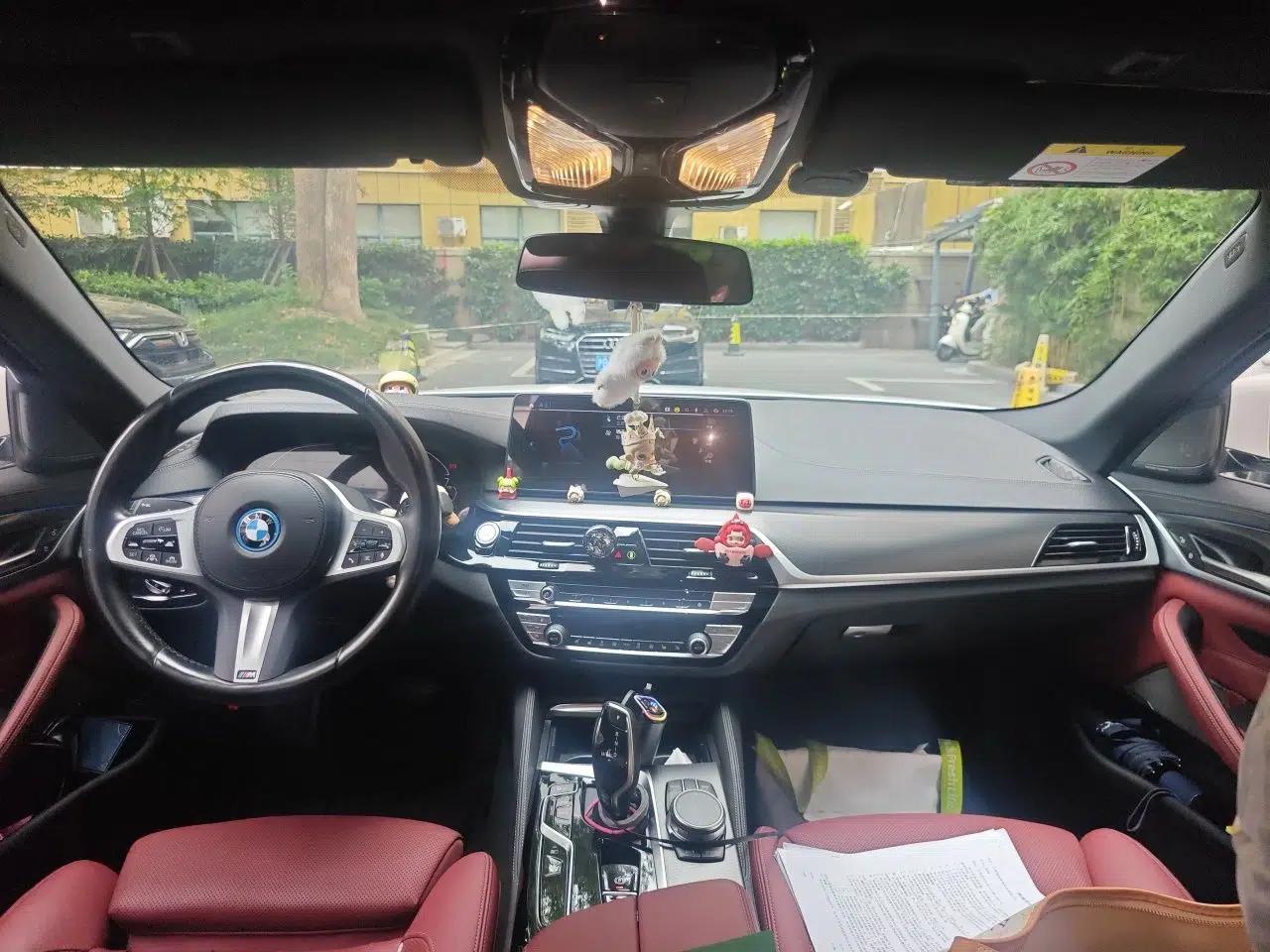 BMW 5 Series New Energy 2022 Second Facelift 535Le Pioneer Edition M Sport Package — миниатюра 18