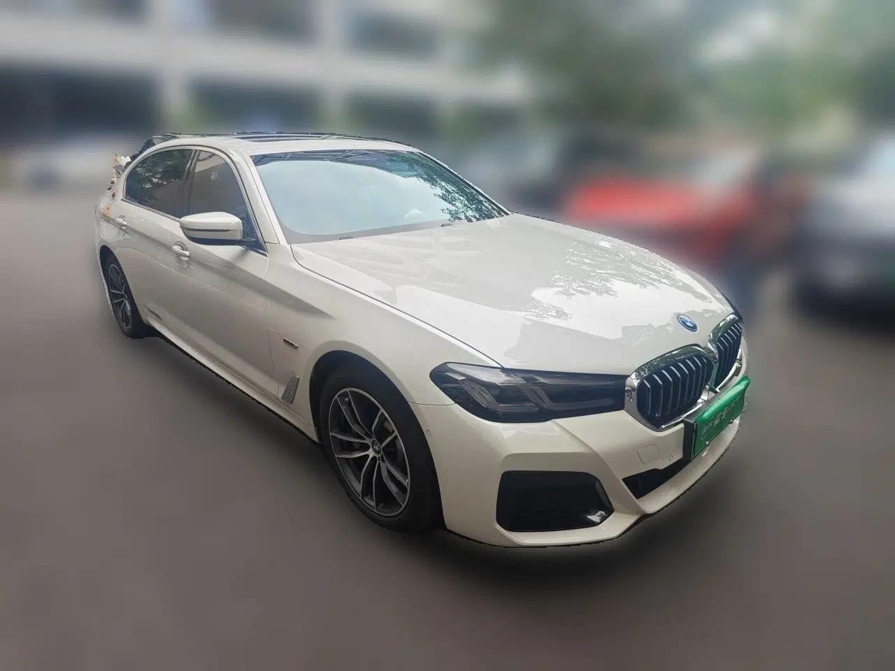BMW 5 Series New Energy 2022 Second Facelift 535Le Pioneer Edition M Sport Package — миниатюра 3
