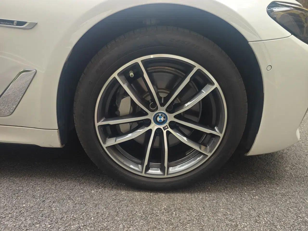 BMW 5 Series New Energy 2022 Second Facelift 535Le Pioneer Edition M Sport Package — миниатюра 8