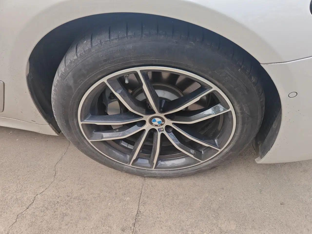BMW 5 Series New Energy 2021 535Le Pioneer Edition M Sport Package — миниатюра 8