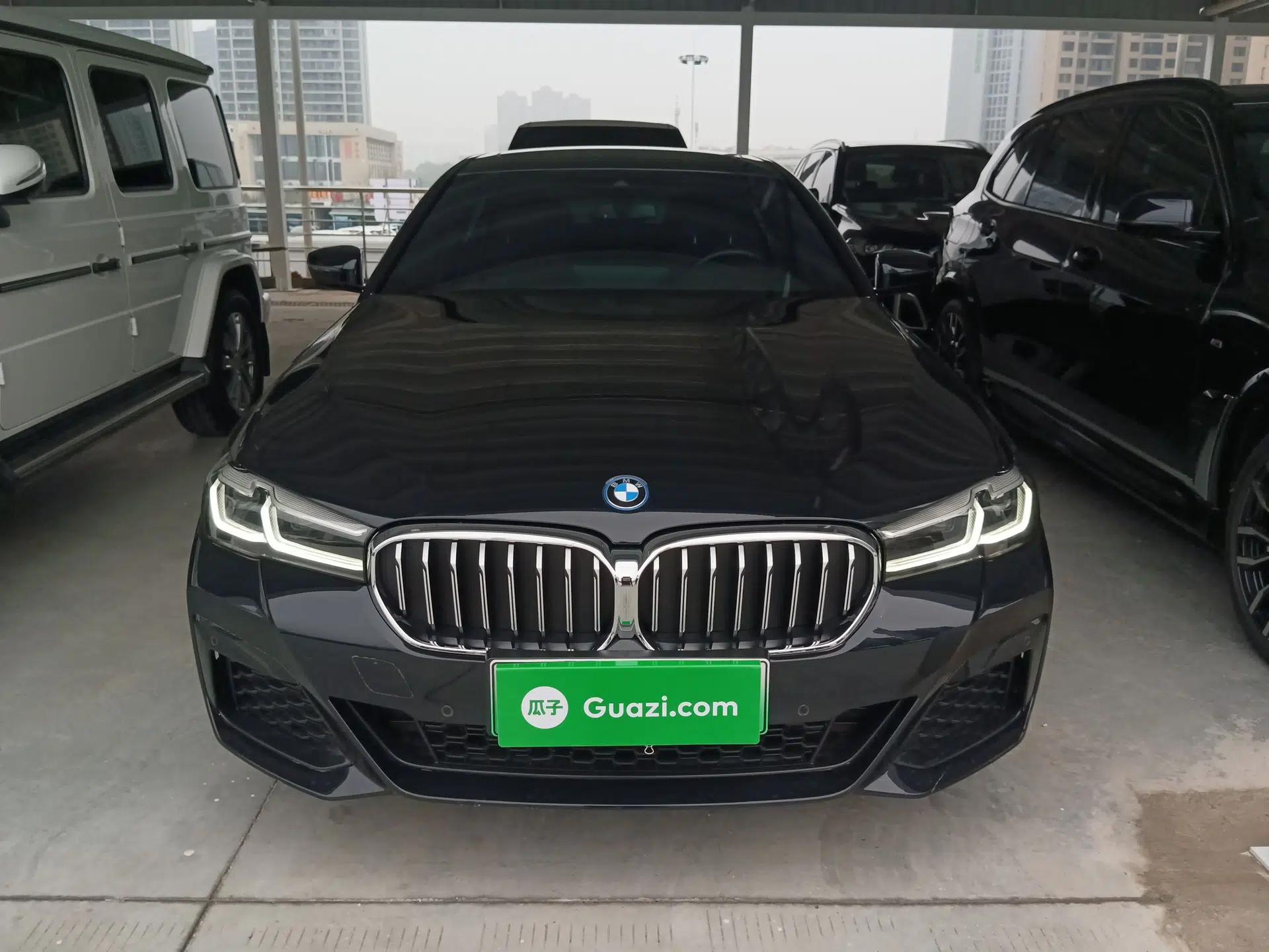 BMW 5 Series New Energy 2022 535Le M Sport Package — миниатюра 2