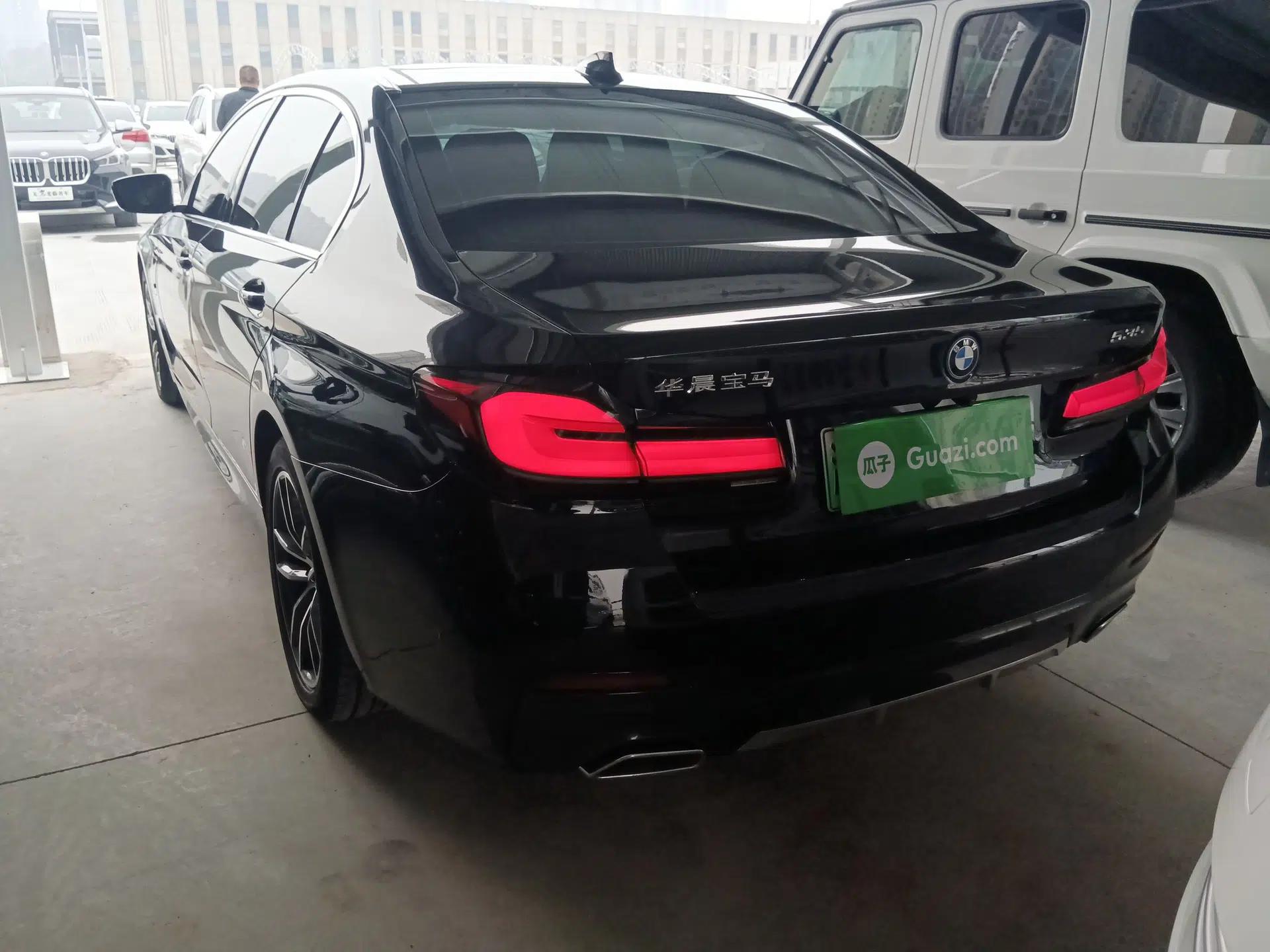 BMW 5 Series New Energy 2022 535Le M Sport Package — миниатюра 4