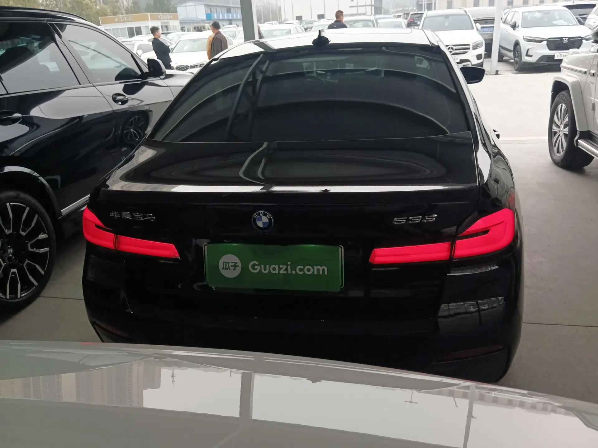 BMW 5 Series New Energy 2022 535Le M Sport Package — миниатюра 5