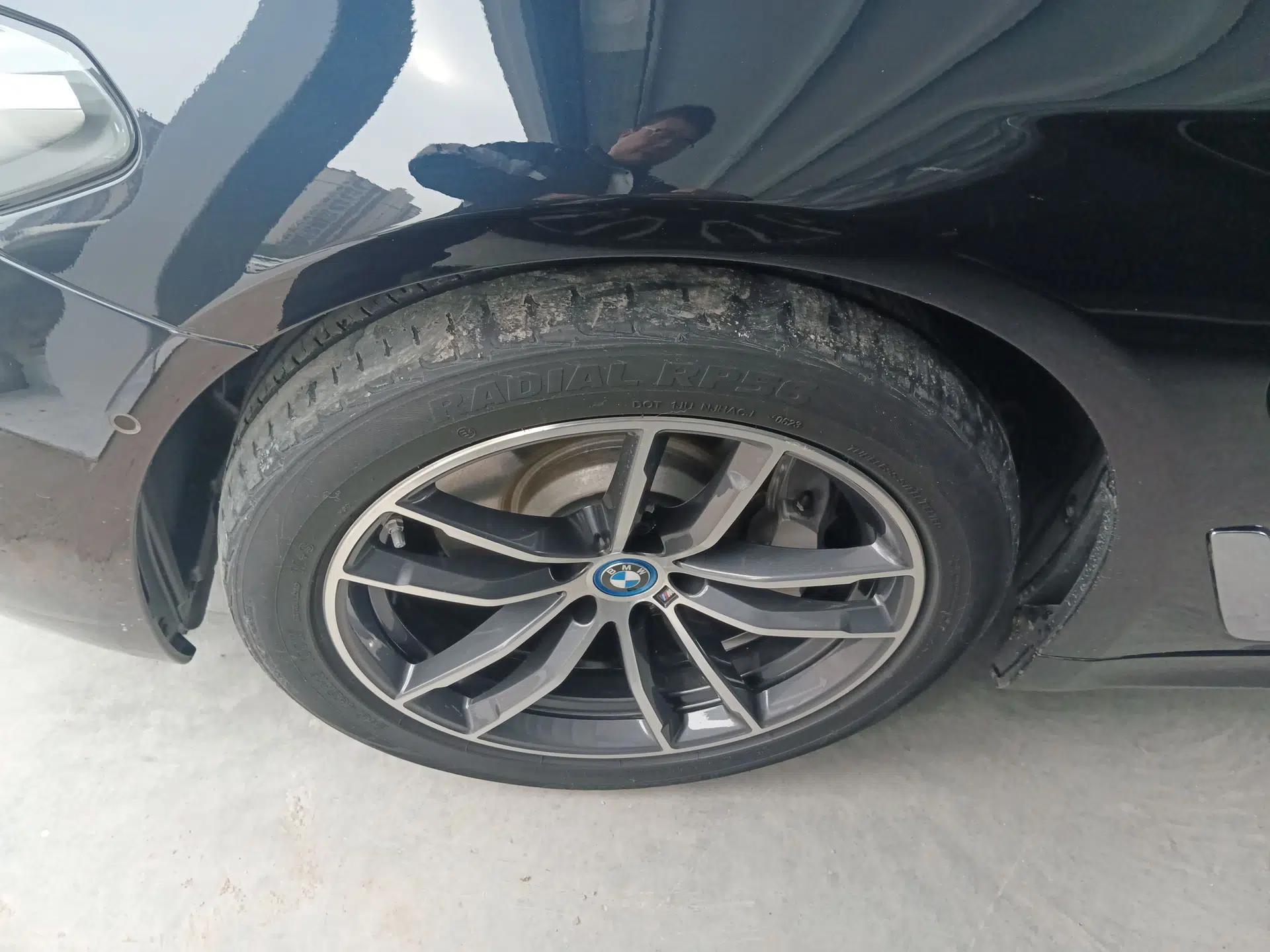 BMW 5 Series New Energy 2022 535Le M Sport Package — миниатюра 10