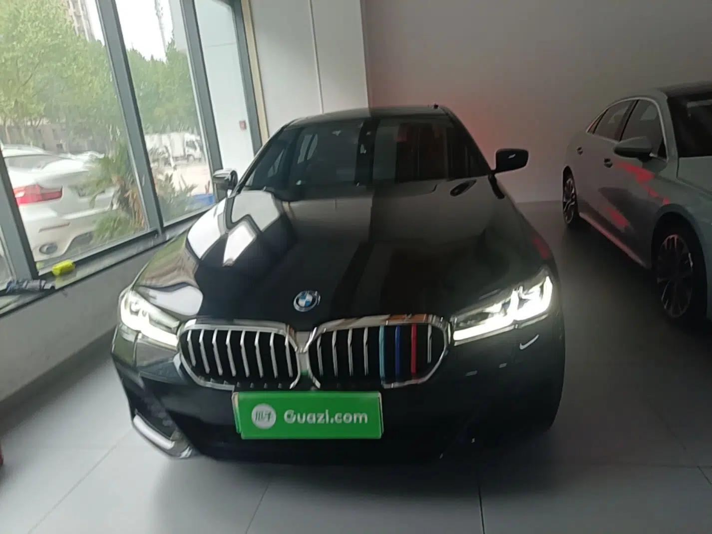BMW 5 Series New Energy 2022 Second Facelift 535Le M Sport Package — миниатюра 2