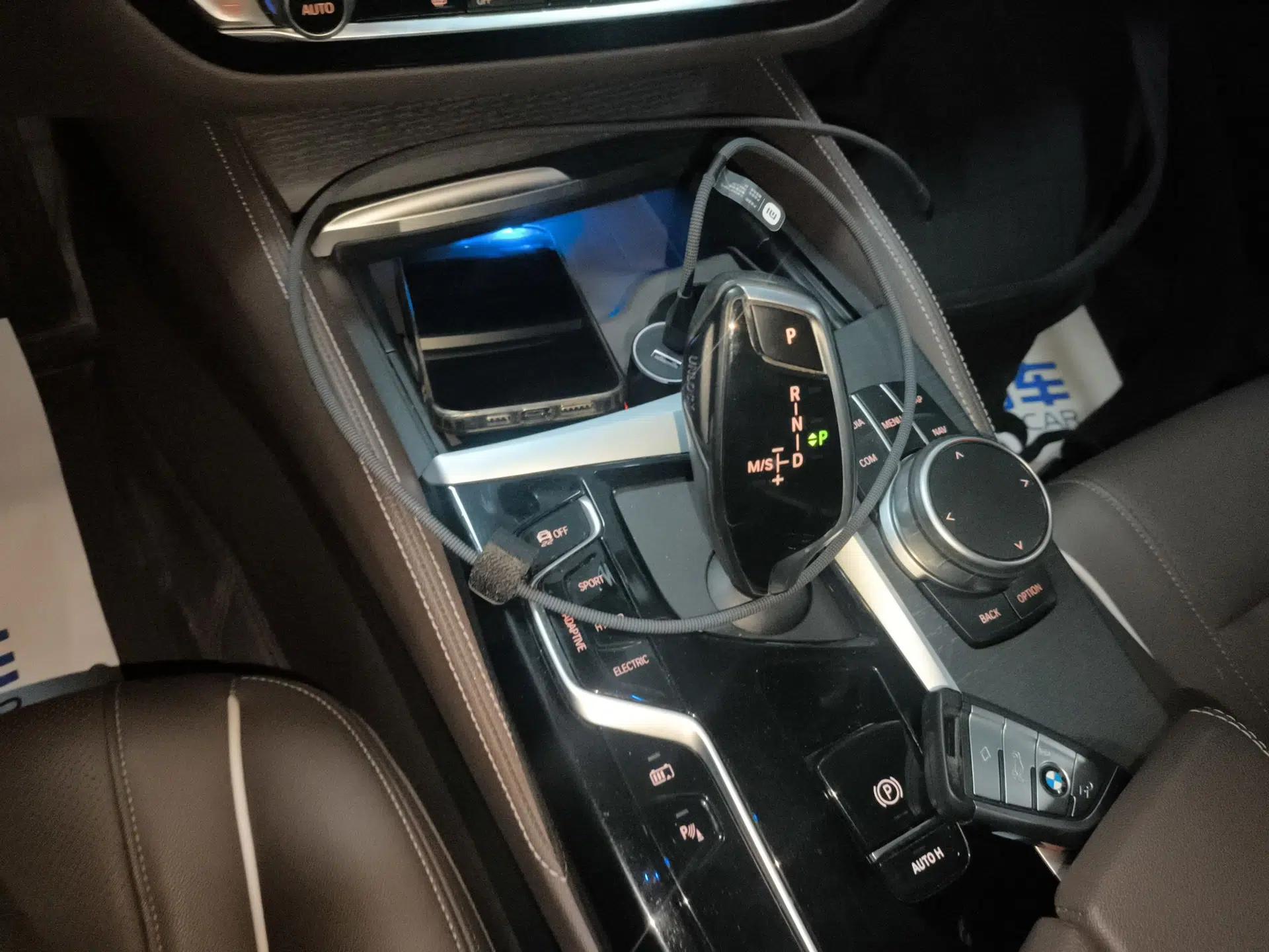 BMW 5 Series New Energy 2022 Restyled 535Le M Sport Package — миниатюра 21
