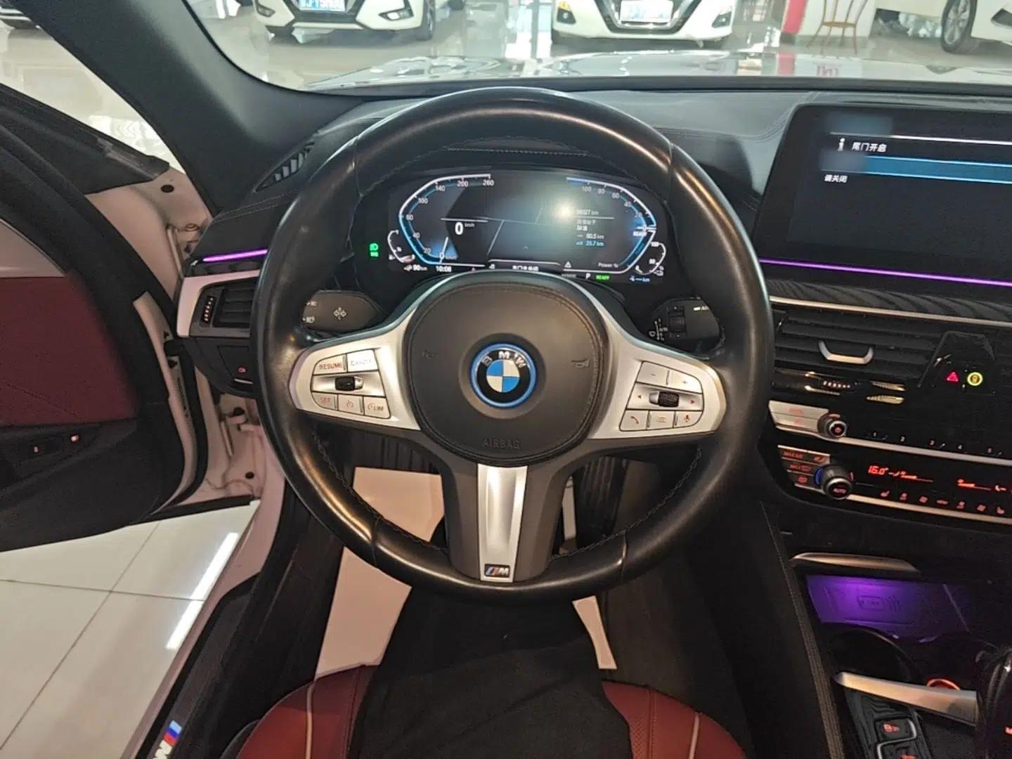 BMW 5 Series New Energy 2022 Second Facelift 535Le M Sport Package — миниатюра 18