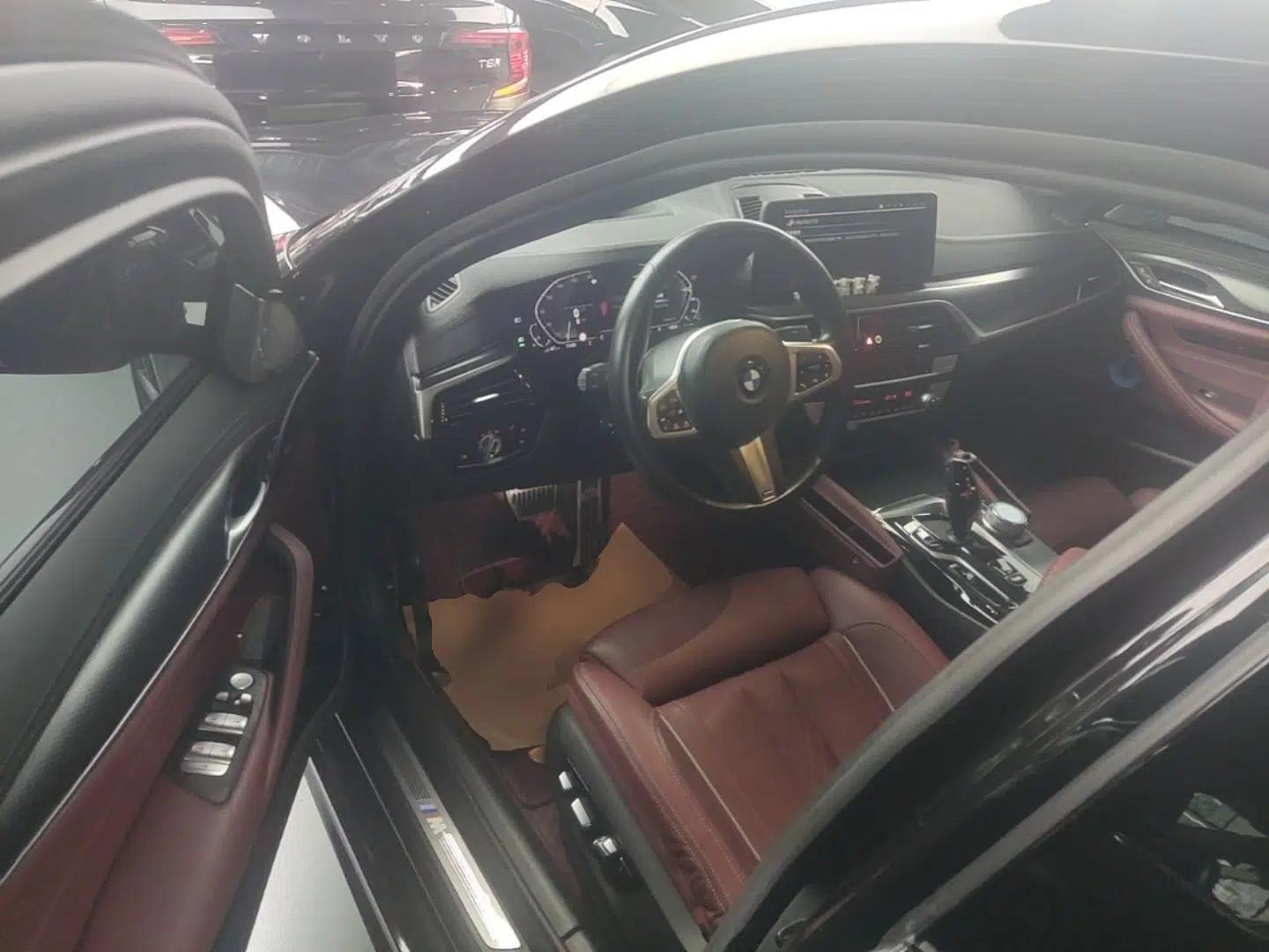 BMW 5 Series New Energy 2021 535Le Pioneer Edition M Sport Package — миниатюра 18