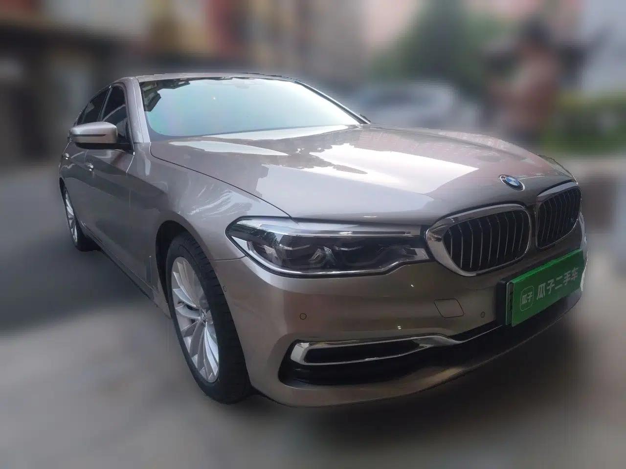 BMW 5 Series New Energy 2020 Mileage Upgrade Version 530Le Pioneer Edition — миниатюра 3