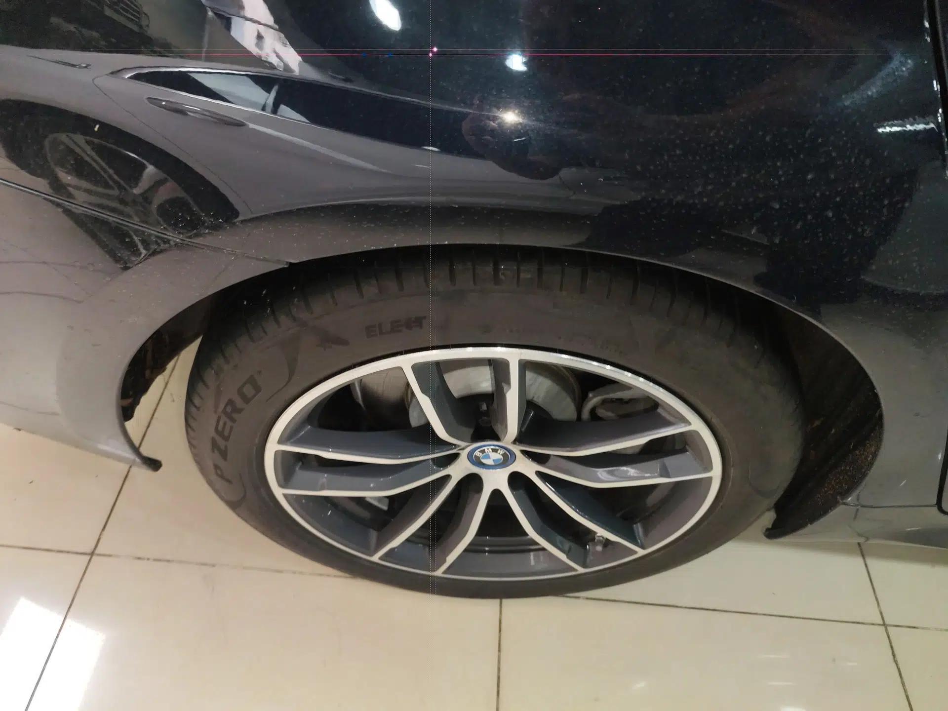 BMW 5 Series New Energy 2022 Second Facelift 535Le M Sport Package — миниатюра 11