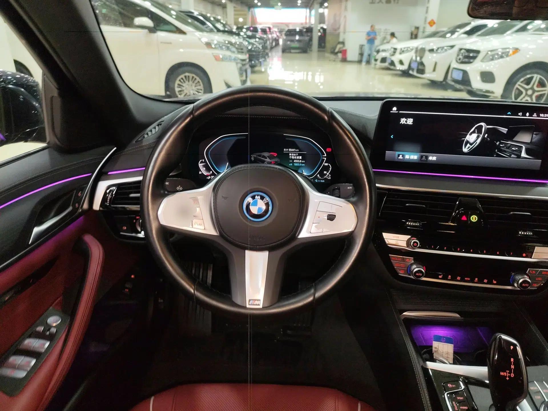 BMW 5 Series New Energy 2022 Second Facelift 535Le M Sport Package — миниатюра 13