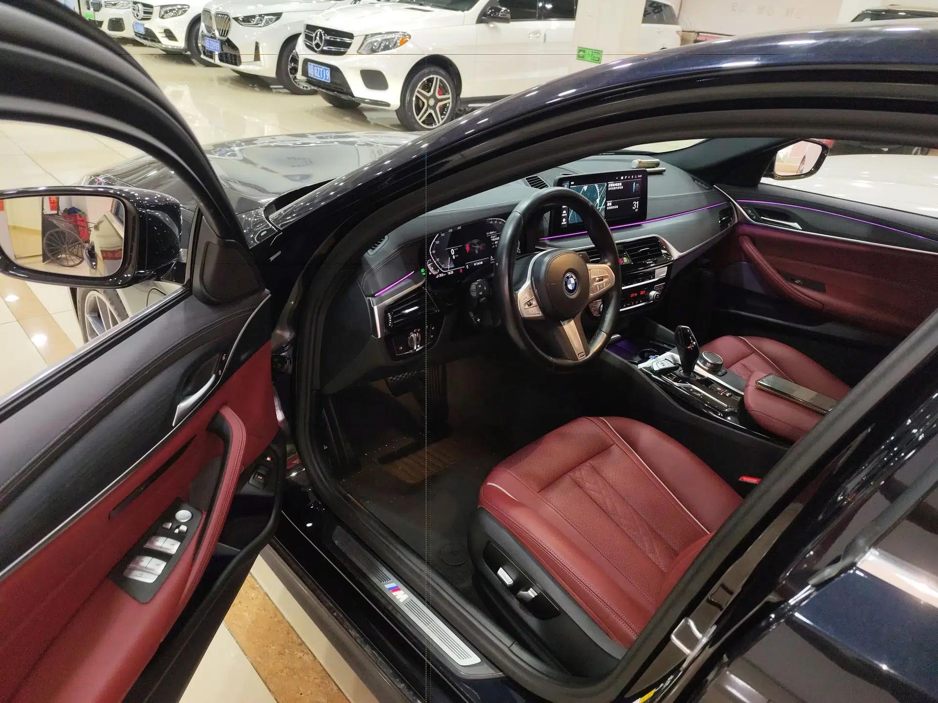 BMW 5 Series New Energy 2022 Second Facelift 535Le M Sport Package — миниатюра 18