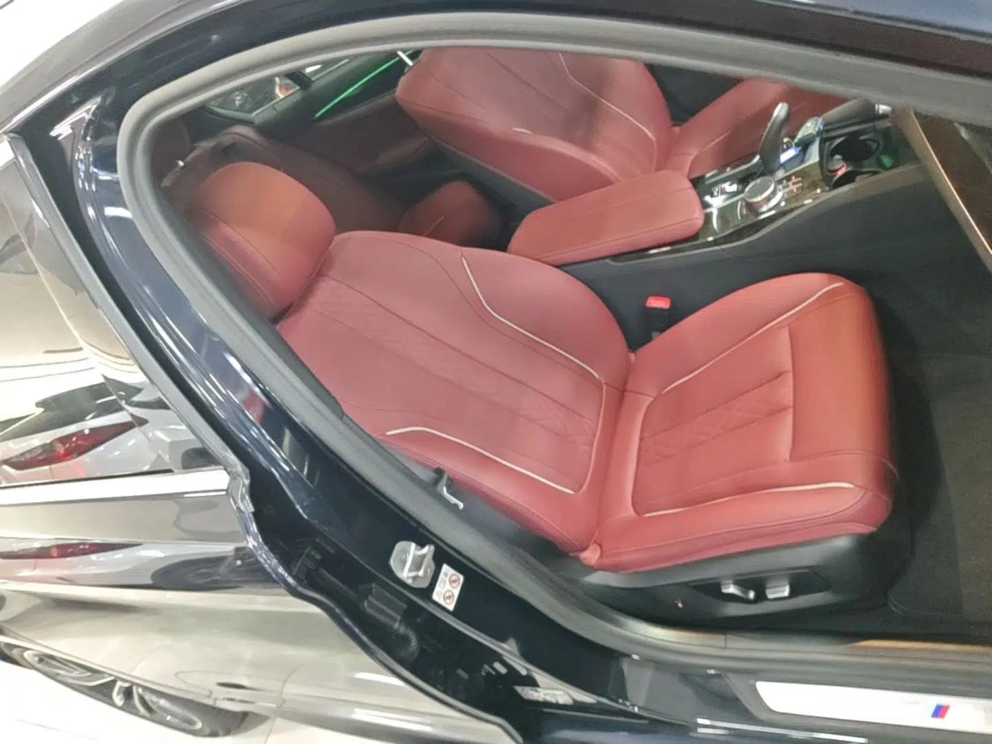 BMW 5 Series 2022 Second Facelift 525Li M Sport Package — миниатюра 19