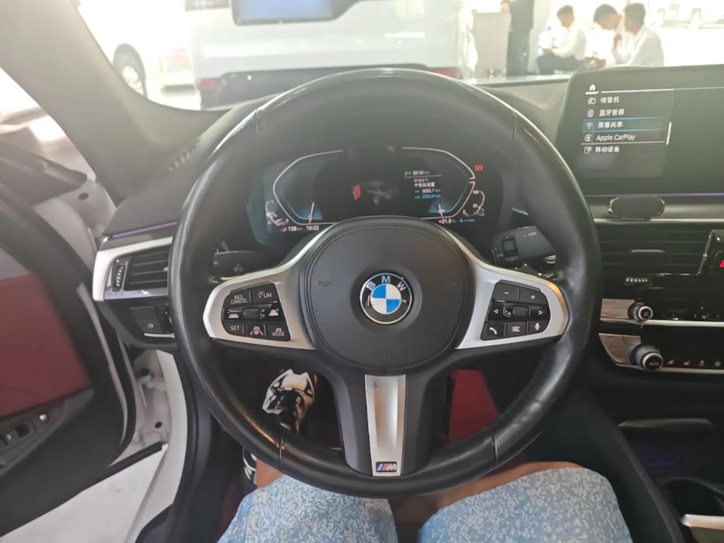 BMW 5 Series New Energy 2022 535Le Pioneer Edition M Sport Package — миниатюра 18