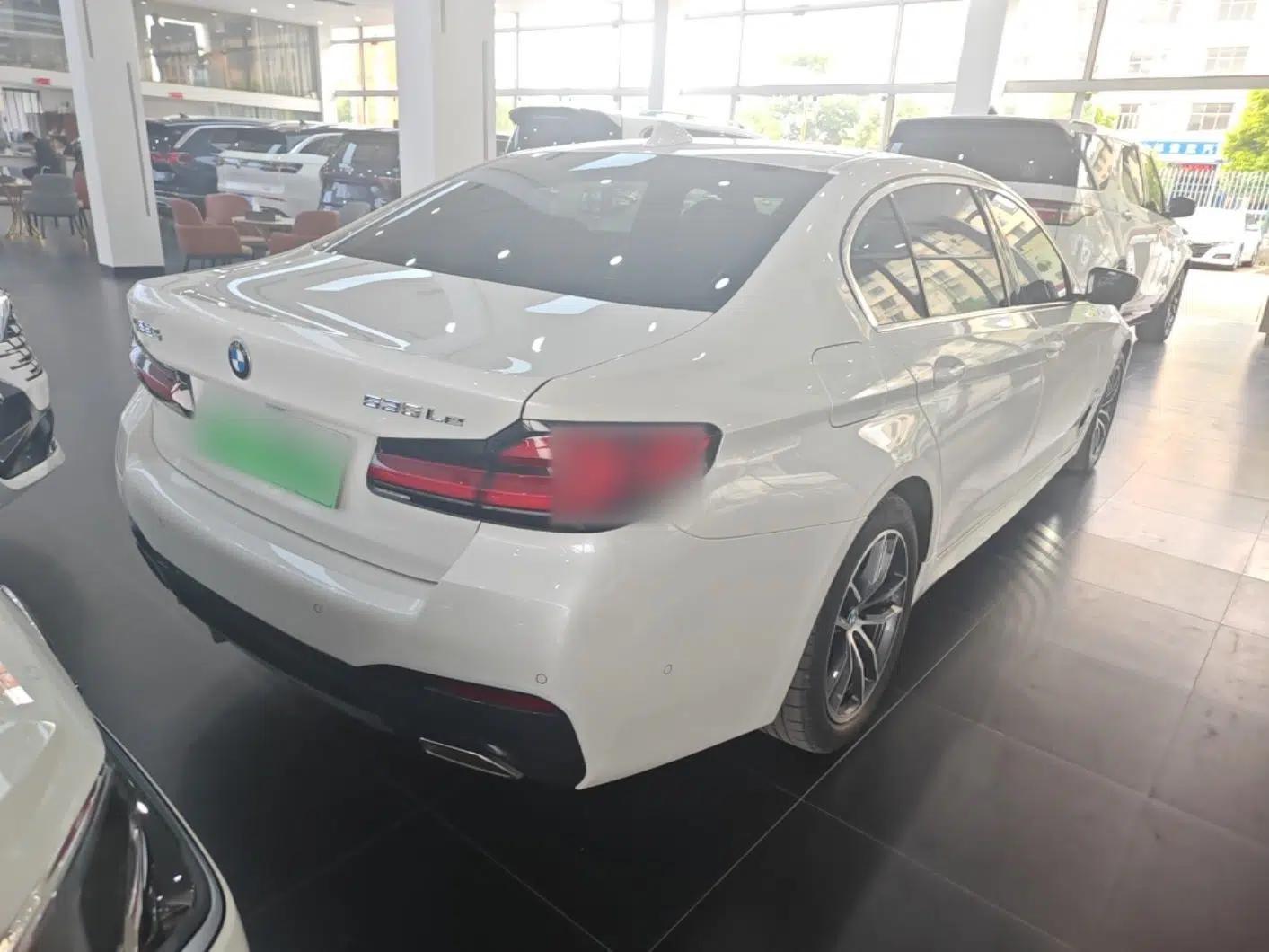 BMW 5 Series New Energy 2022 535Le Pioneer Edition M Sport Package — миниатюра 6